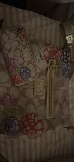 coach purse and wallet