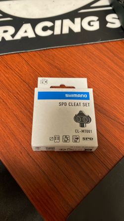 Shimano mt001 cleat set