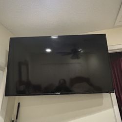 58’ ROKU TV 