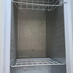 Chest freezer Danby 7.2 Cu Ft
