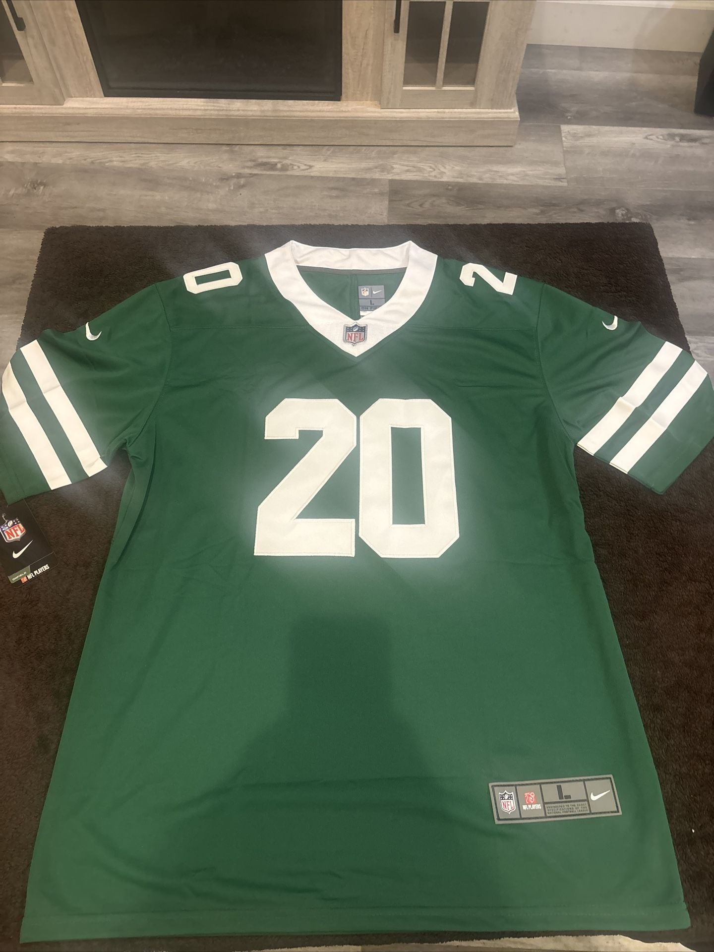 New York Jets Breece Hall #20 Jersey Green Size Large