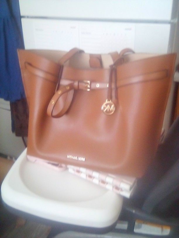 Michael Kors Tote