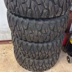 40x14.50R24 Artturo Trail Blade Boss Tires