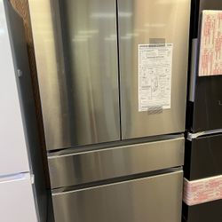 LG STAINLESS STEEL REFRIGERATOR 