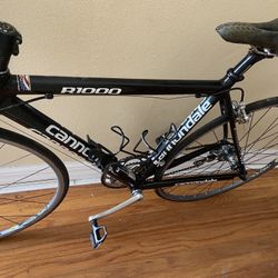 Cannondale R1000 Road bike