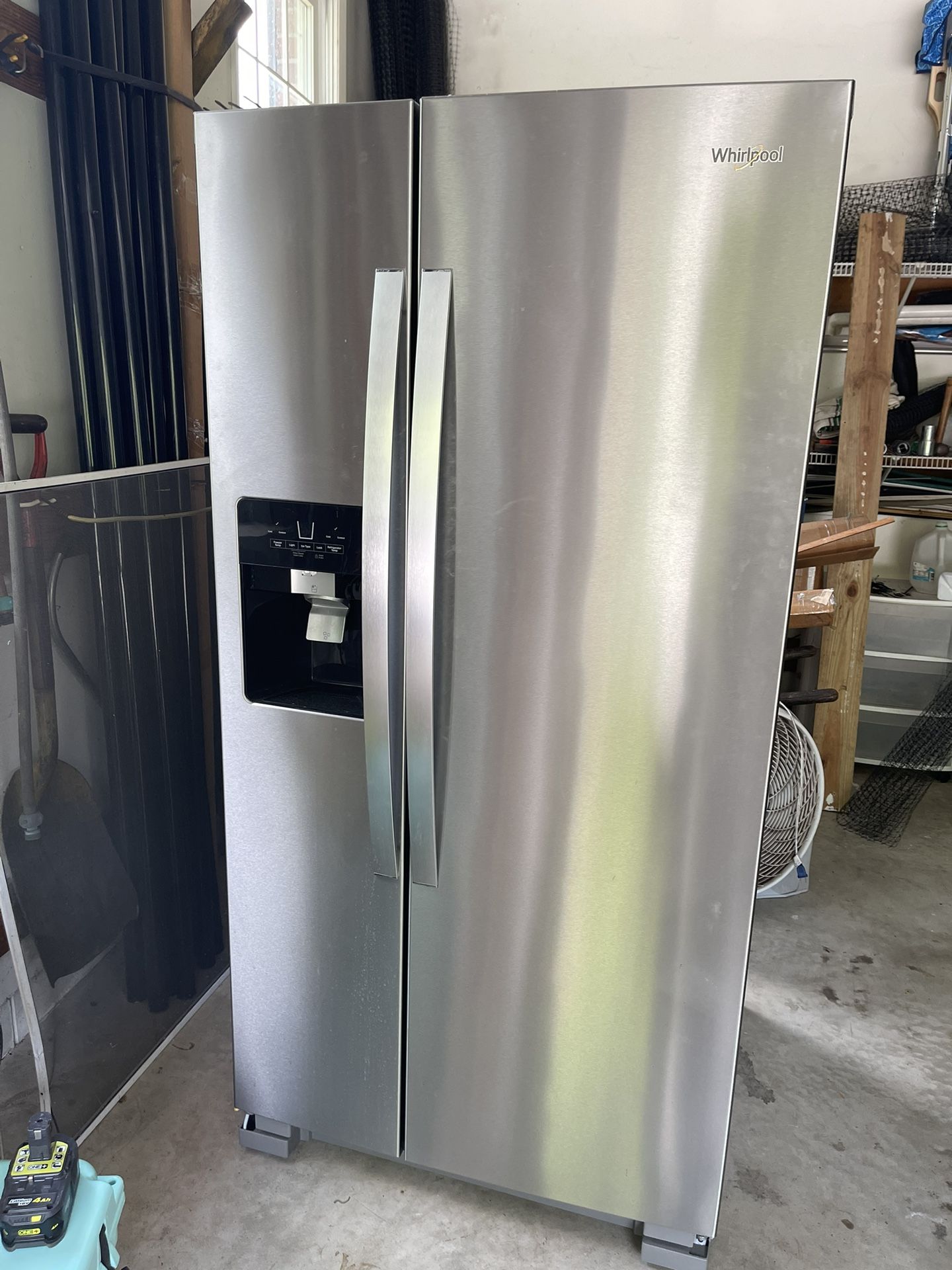 Refrigerator Whirlpool 