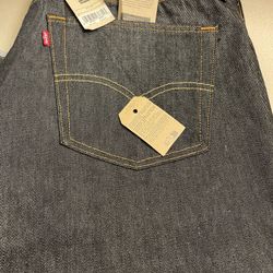Brand New Levi’s 501s Size 44X32