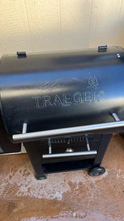 Traeger Pellet Smoker