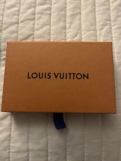 Authentic Louis Vuitton Purse With Chain for Sale in Nashville, TN - OfferUp