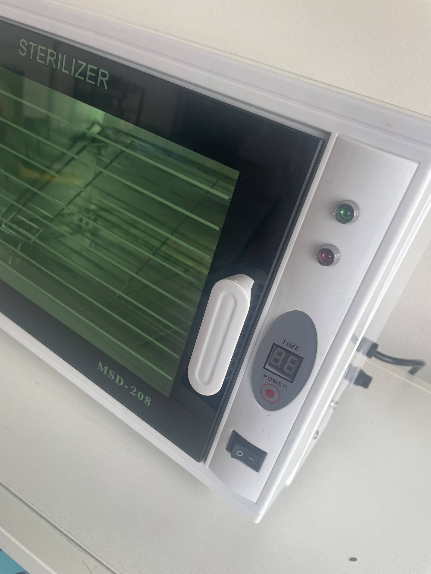 Sterilizer ( Esterilizador)