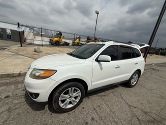 2011 Hyundai Santa