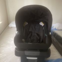 Infant Car seat