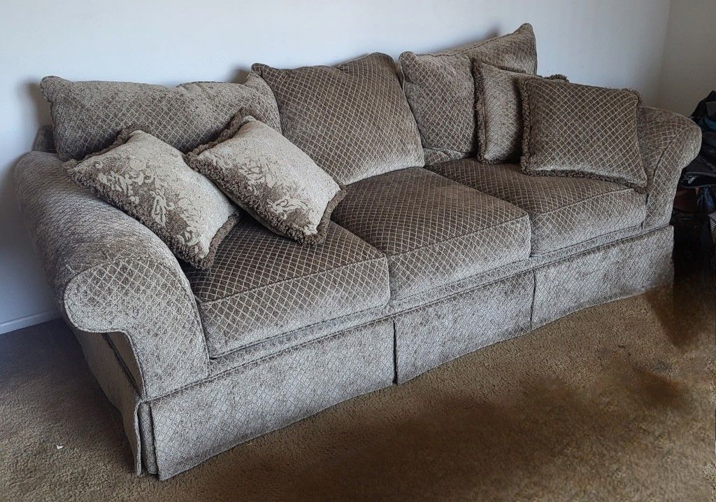 Soffa/Couch - Ashley Furniture
