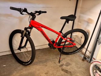 RockRider st100 mtn bike