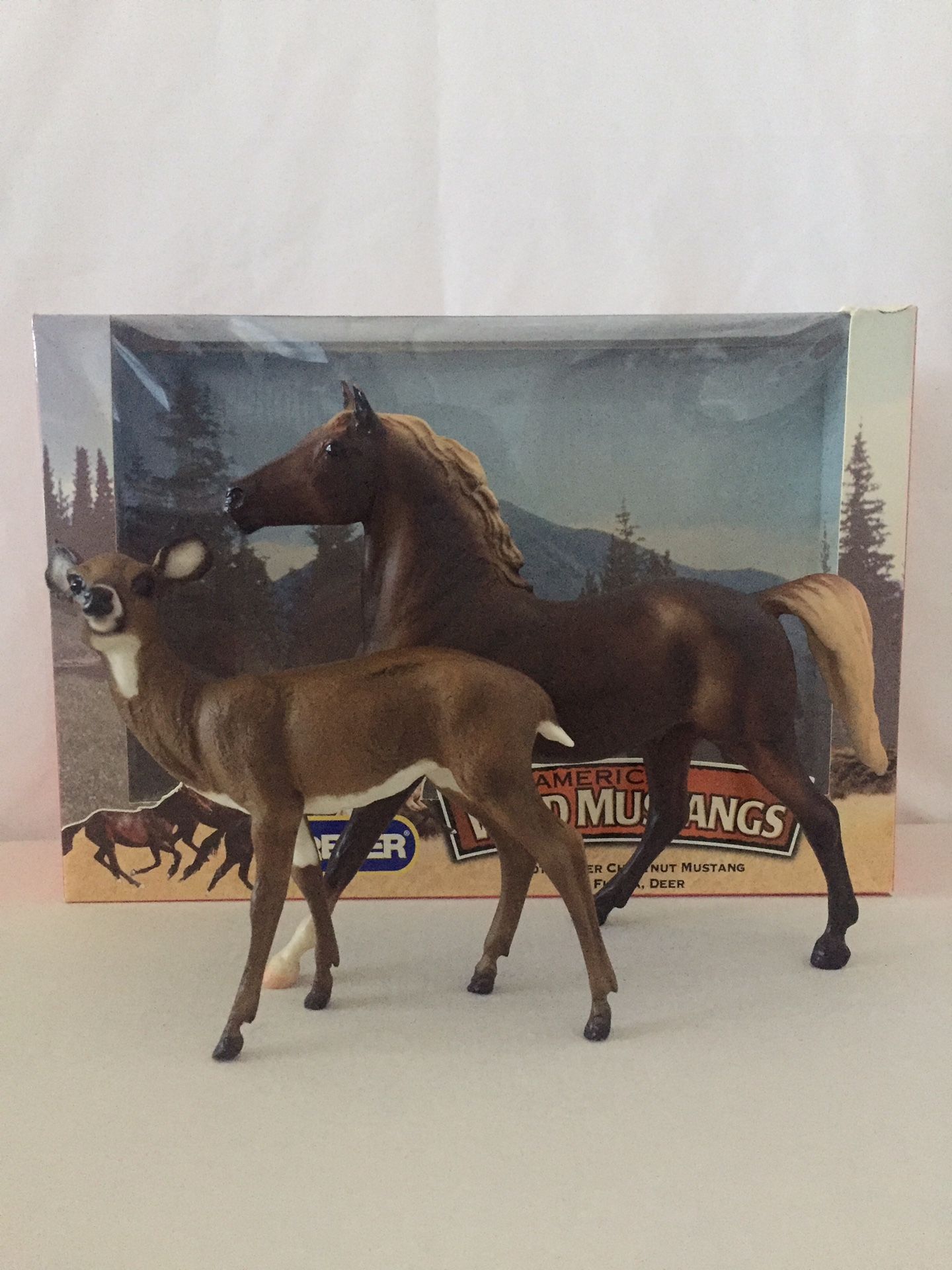 Chestnut Mustang and Deer Breyer Set