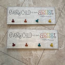 Kids Artist Display With Clips