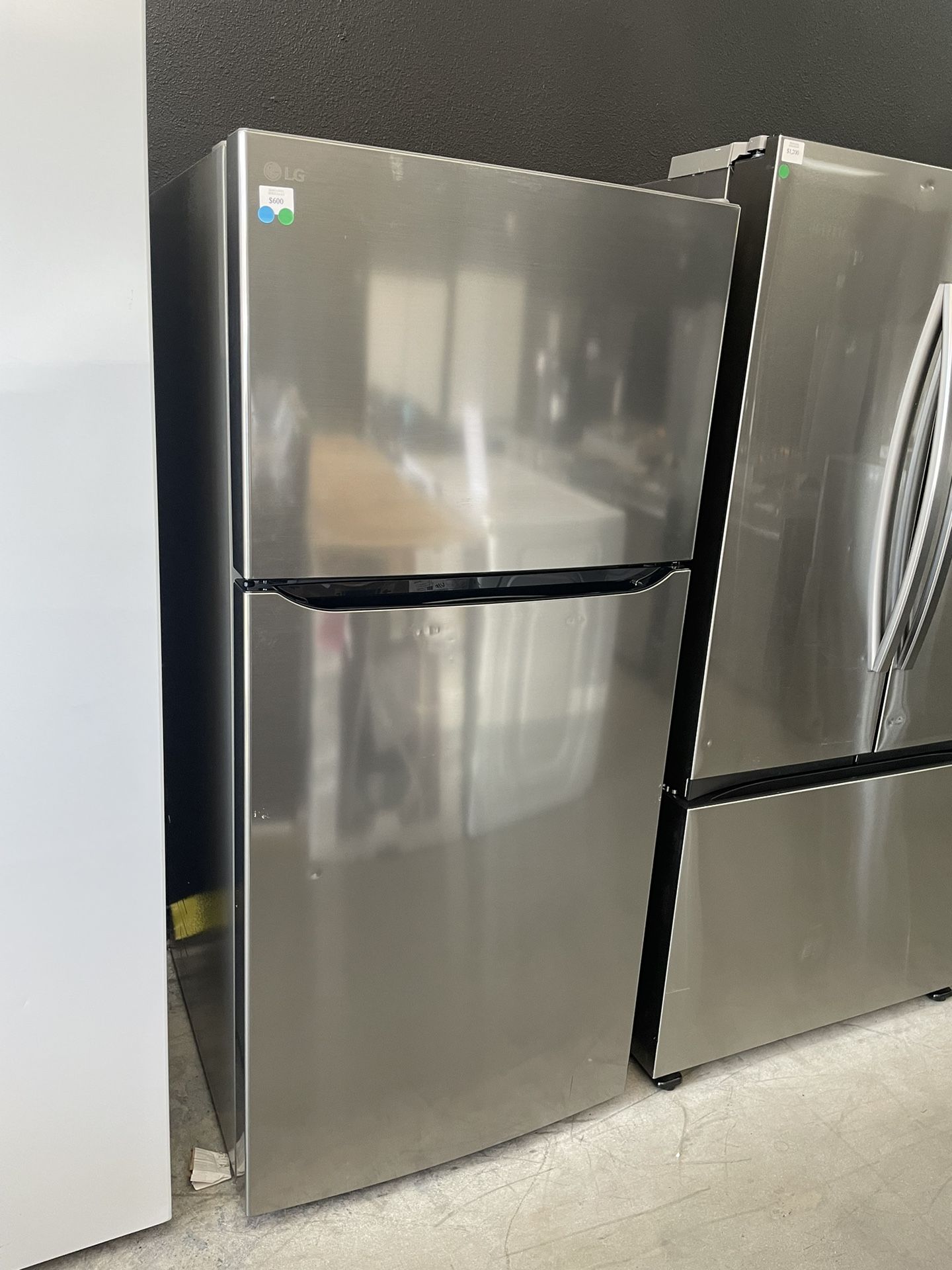 Lg 30” Top Freezer Refrigerator In Stainless Steel