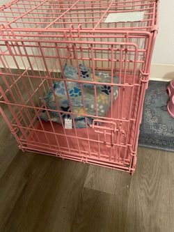 Small Pink Metal Wire Dog Crate