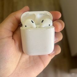 Apple AirPods 