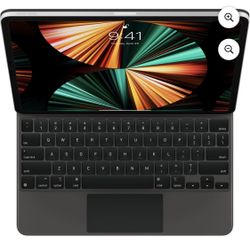  Apple Magic Keyboard: IPad Pro 12