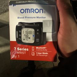 Omron 7 Series Wrist Blood Pressure 