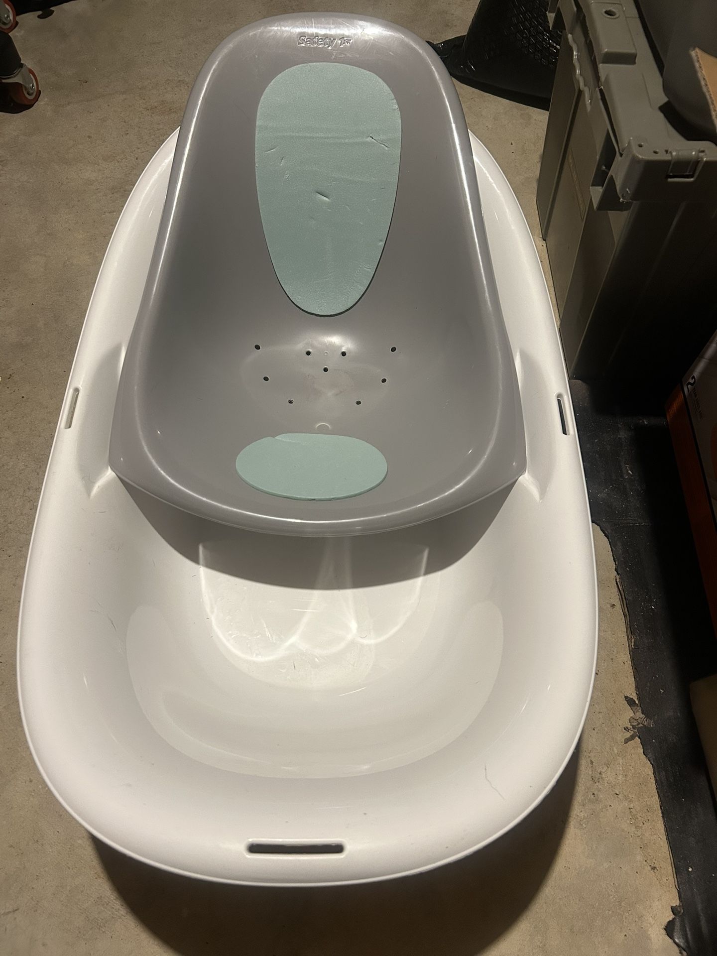 Infant & Toddler Portable Bathtub