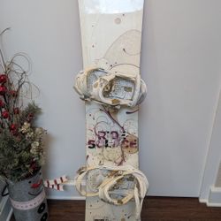 Women's Snowboard Excellent Condition 