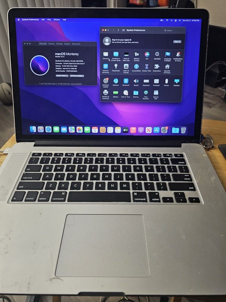 MacBook Pro (Retina, 15 Inch, Mid 2015)