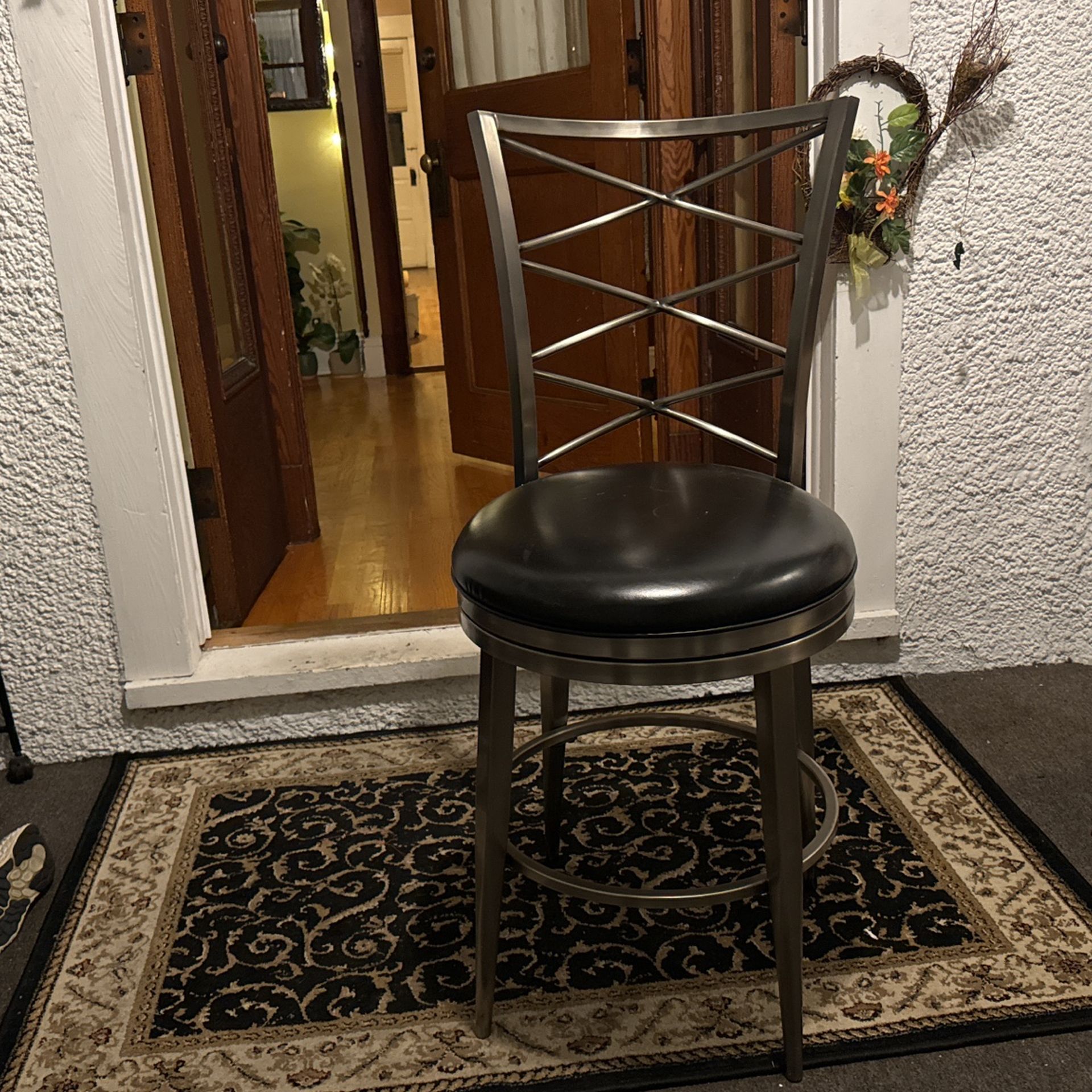 3 Bar Stools