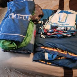 Gently Used Avengers &Minecraft Bedding Set