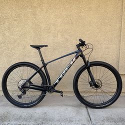 Trek Procaliber 9.6 Carbon 29er Hardtail Mountain Bike size Large