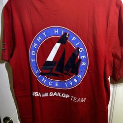 Tommy Hilfiger T-Shirt For Men team, USA Small And Extra Small