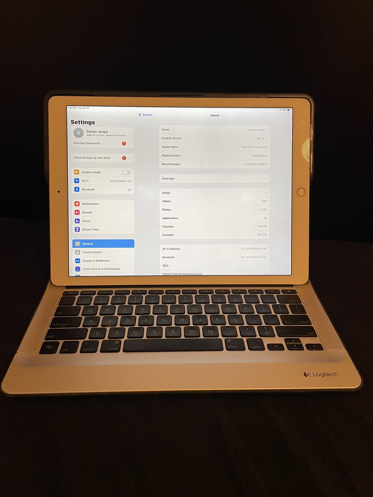 IPad Pro 12.9",  128 Gig