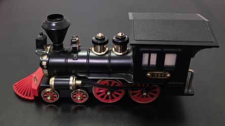 Vintage 1828 Model Locomotive AM Radio