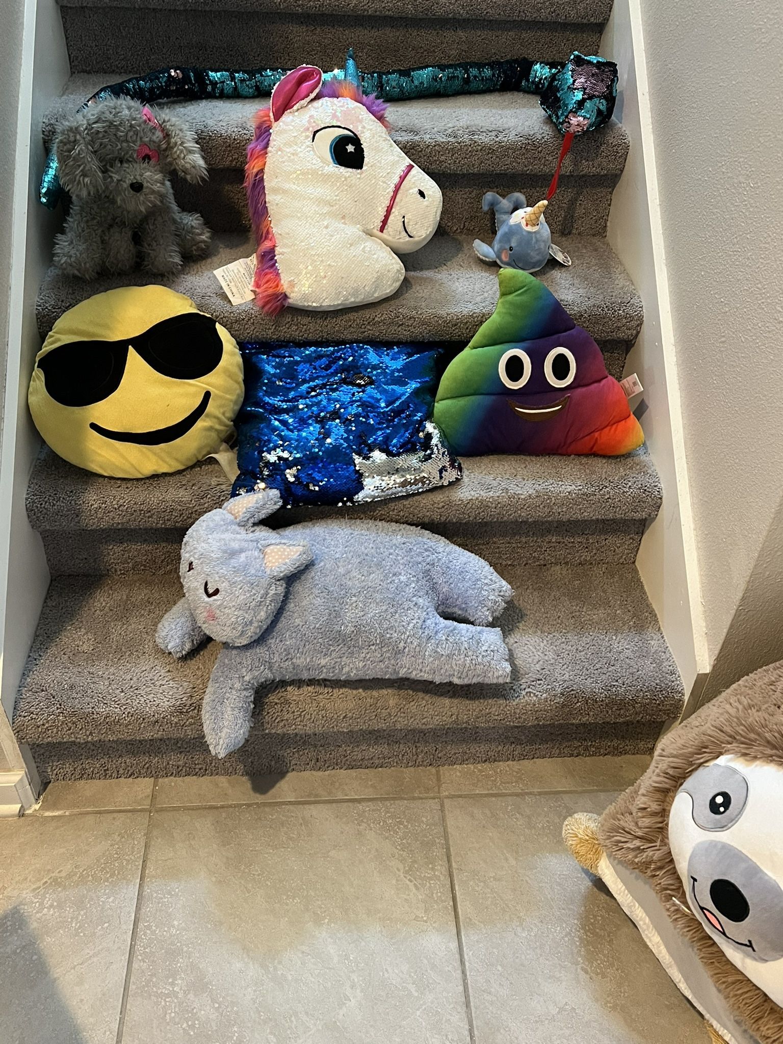 Plushes, stuffed animals, pillows
