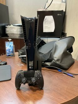PS5 PRO BUNDLE - READ DESCRIPTION