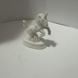 SCHMIO Vintage Bone China Unicorn Fig