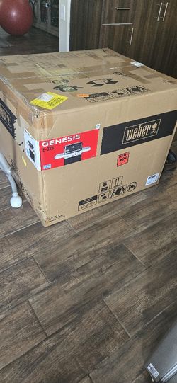 Weber Genesis E-325 Gas Grill