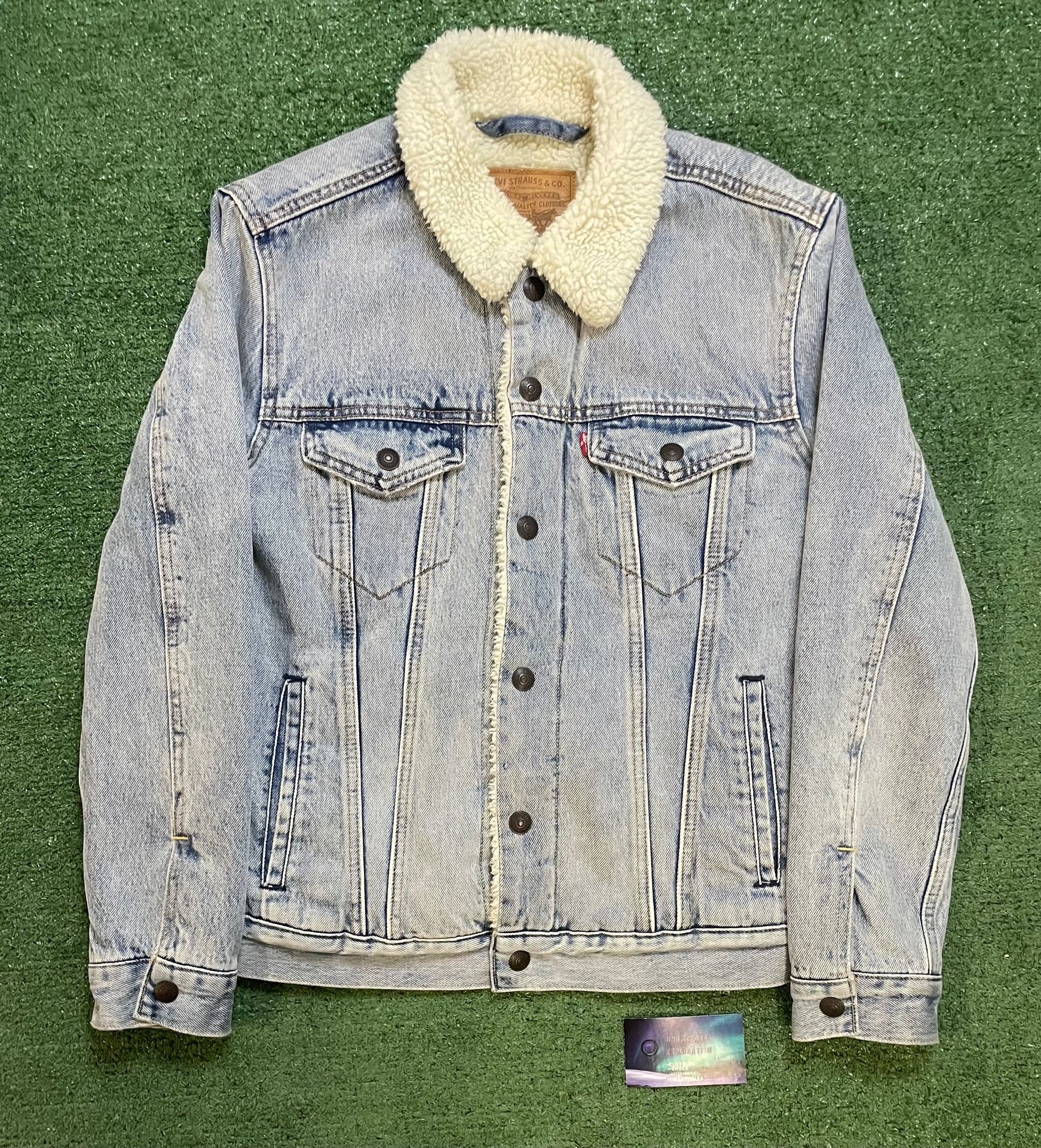 Levi premium Sherpa jean jacket