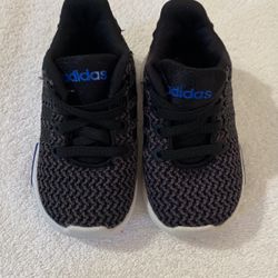 Adidas Toddles Size 4k