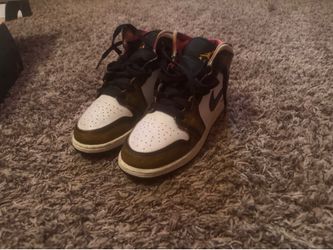 Jordan 1 Retro High yellow and multicoloured trainers