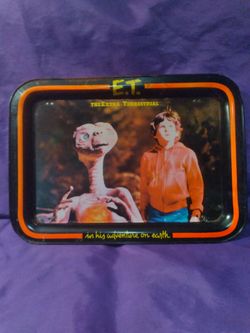 E.T. Extra Terrestrial (1982) Metal Vintage Serving Tray