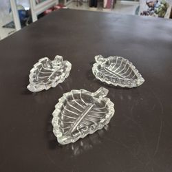 Crystal Glass Small Leaf Trinket Dishes - Set Of 3 4.25" X 4.5"
