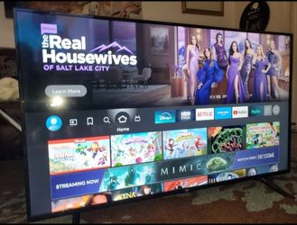 58" Amazon Fire Smart Tv 4k Great Condition Like New No Scratch Come With Original Alexa Voice Remote Great Quality Pic No Scratch 