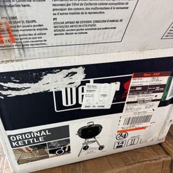 Weber Original Kettle 18 in. Charcoal Grill in Black with Steel Cooking Grate