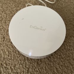 Used EnGenius router AC1200 Mesh Router