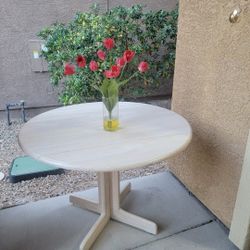 Kitchen Table In Good Condition