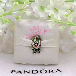 Adorable Charm 925 silver for Pandora moments bracelet.