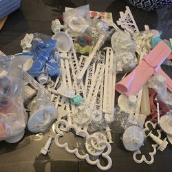 Cake decorating tools