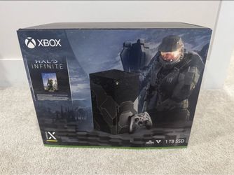 Xbox Series X Halo Infinite Limited Edition Bundle